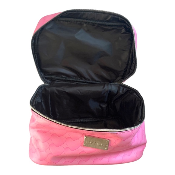 Bebe Pink Hearts LG Cosmetic Case Makeup Kit Silver Logo - Picture 7 of 10